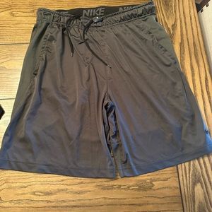 Nike men’s drifit shorts